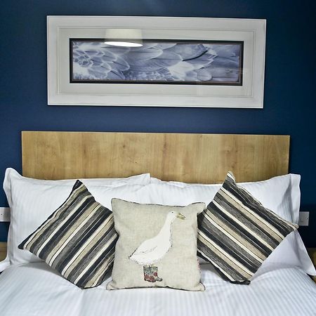 The Ugly Duckling Bed & Breakfast Telford Exterior photo